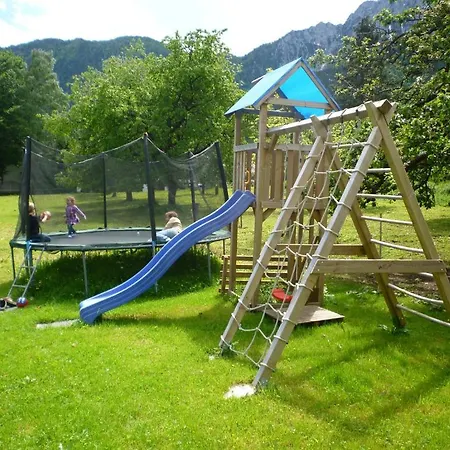 Gasthuis Gaestehaus Binder 3*