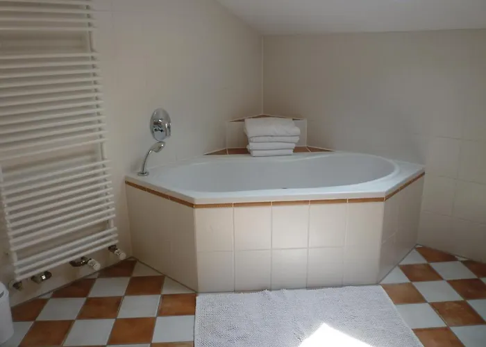 Gaestehaus Binder 3* 앙게르